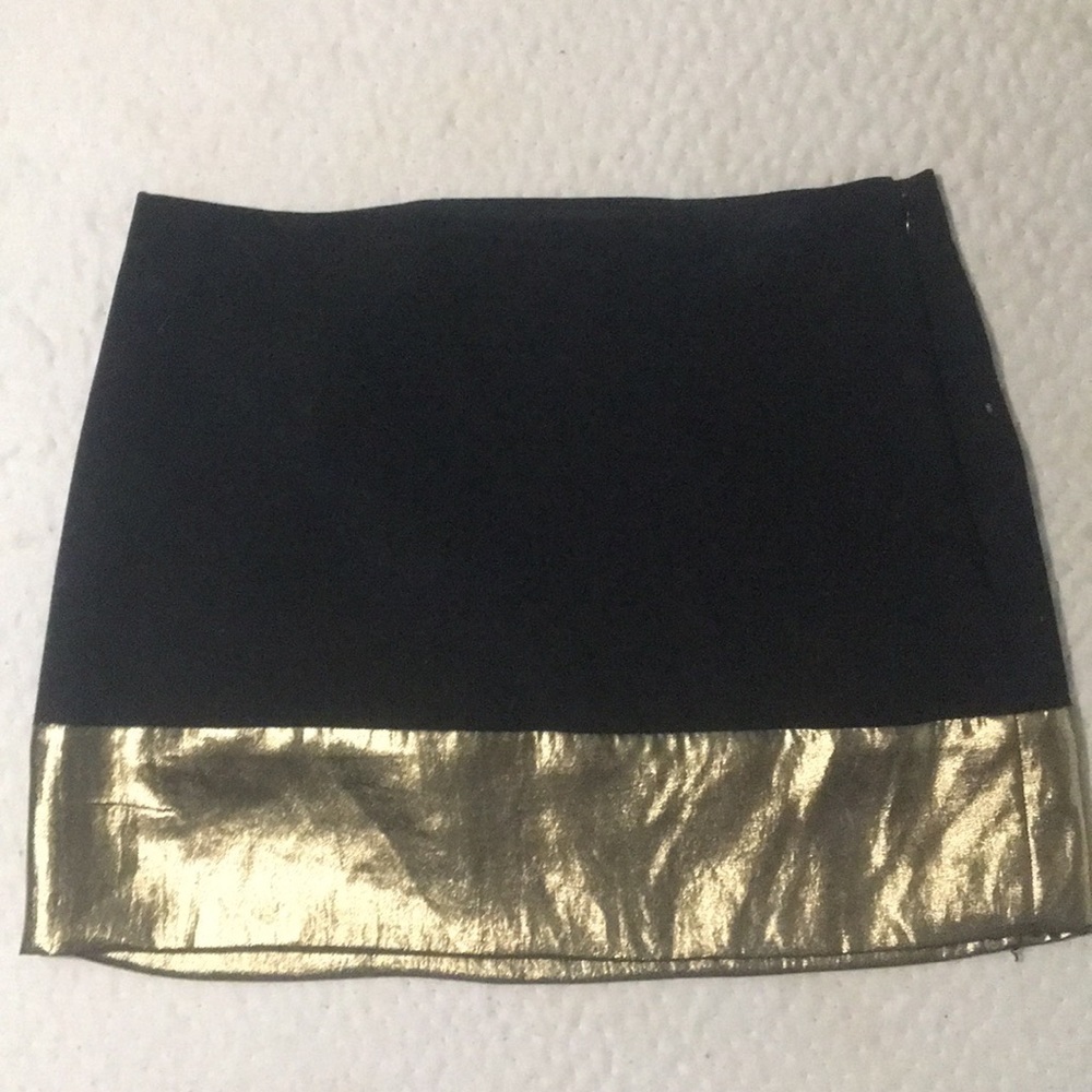 Express mini skirt